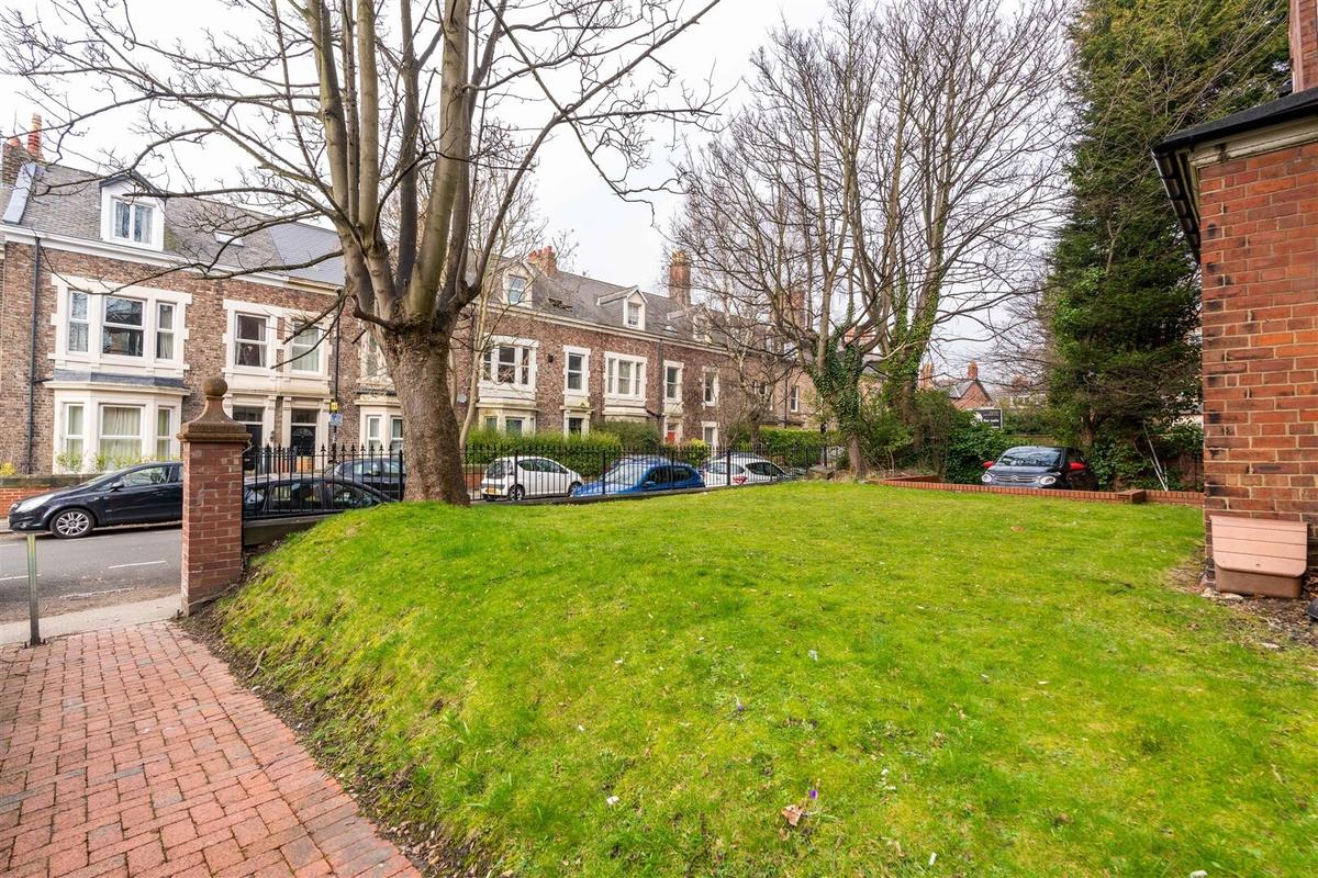 2 bedroom house for rent Otterburn Villas, Newcastle, NE2 3AR UniHomes