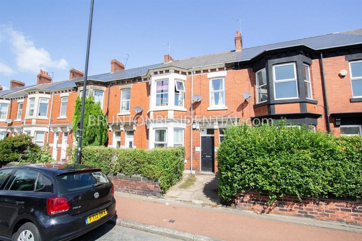 3 bedroom apartment for rent Rothbury Terrace, Newcastle, NE6 5DB UniHomes