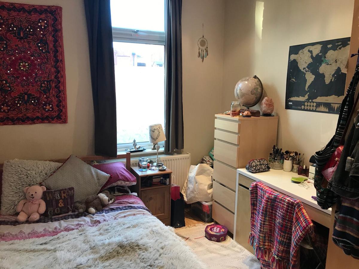 2 bedroom apartment for rent 195 Kirkstall Lane, Leeds, LS6 3EJ UniHomes