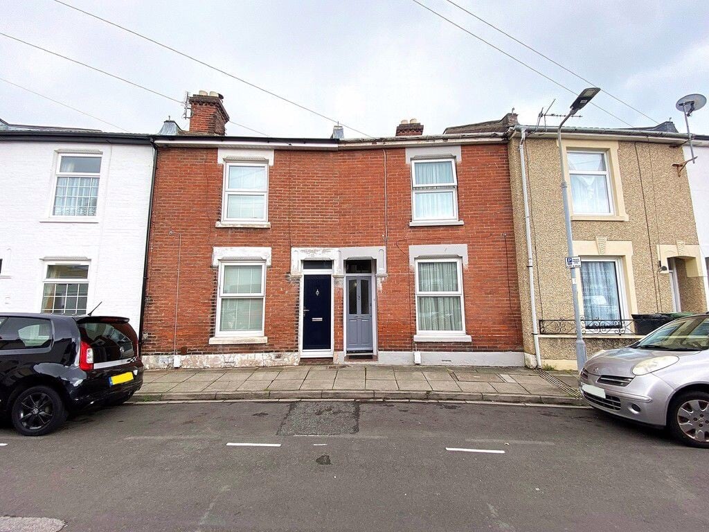 3 bedroom house for rent Goodwood Road, Portsmouth, PO5 1NW UniHomes