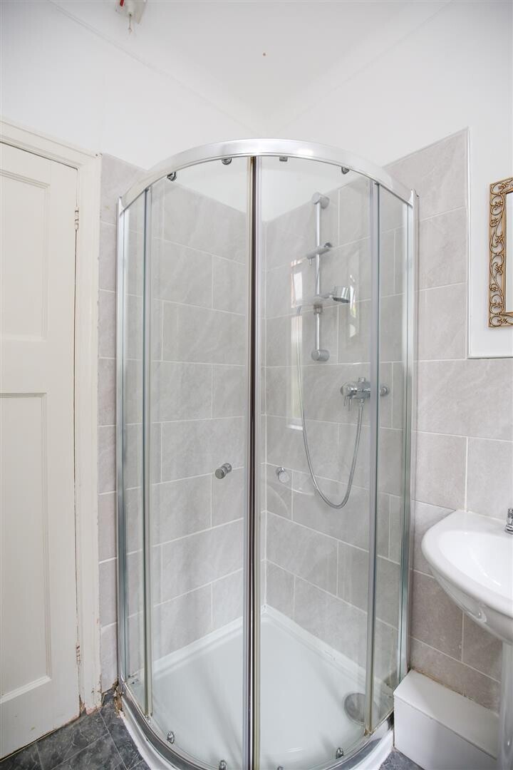 3 bedroom apartment for rent Shaftesbury Grove, Newcastle, NE6 5JB