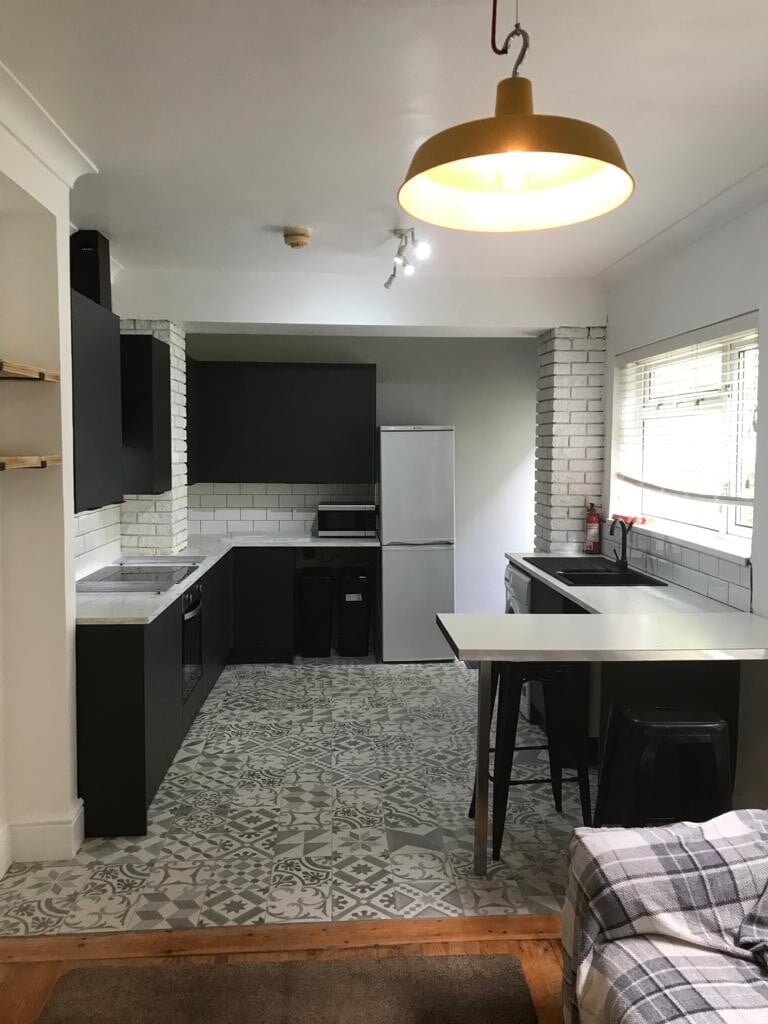 5 bedroom house for rent Carlton Terrace, Swansea, SA1 6AB UniHomes