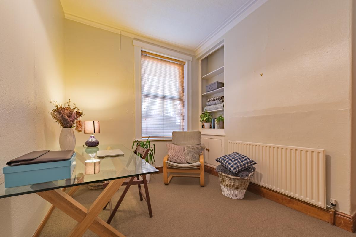 4 bedroom house for rent Burley Road, Leeds, LS4 2EU UniHomes