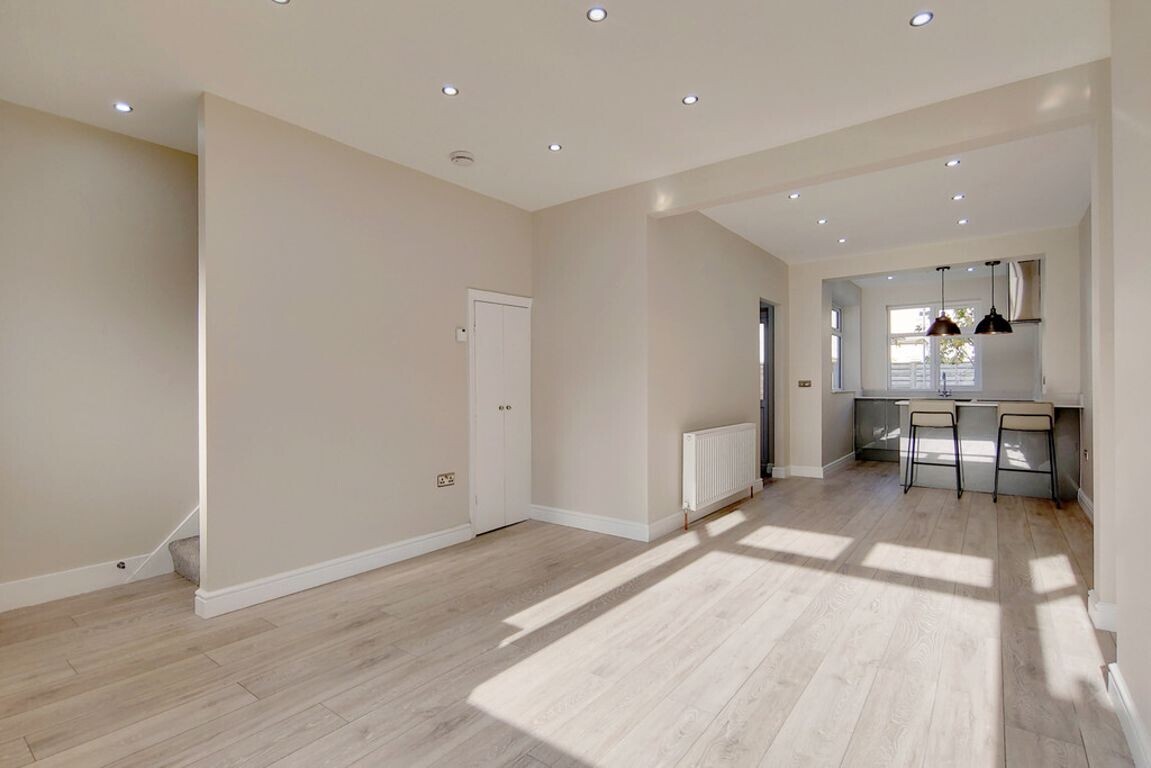 3 bedroom house for rent Shipman Road, London, E16 3DT UniHomes