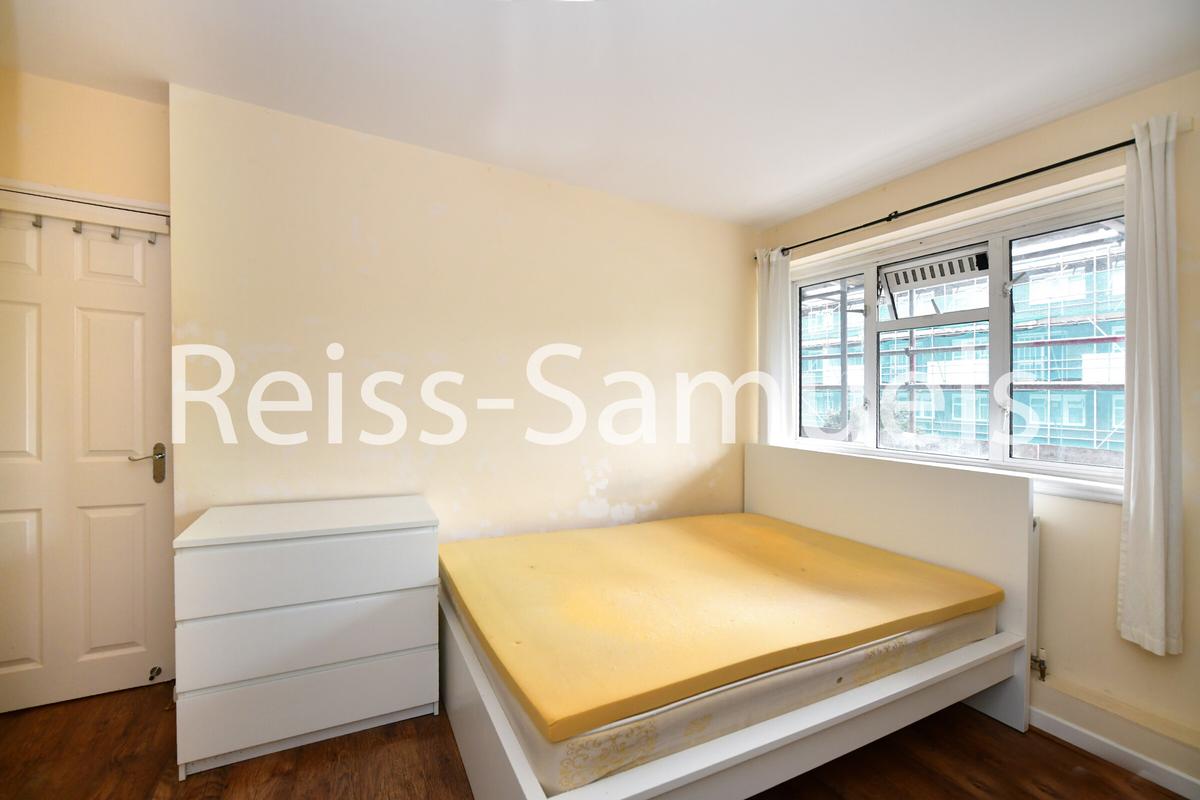4 bedroom apartment for rent Patmore Estate, London, SW8 4JY UniHomes