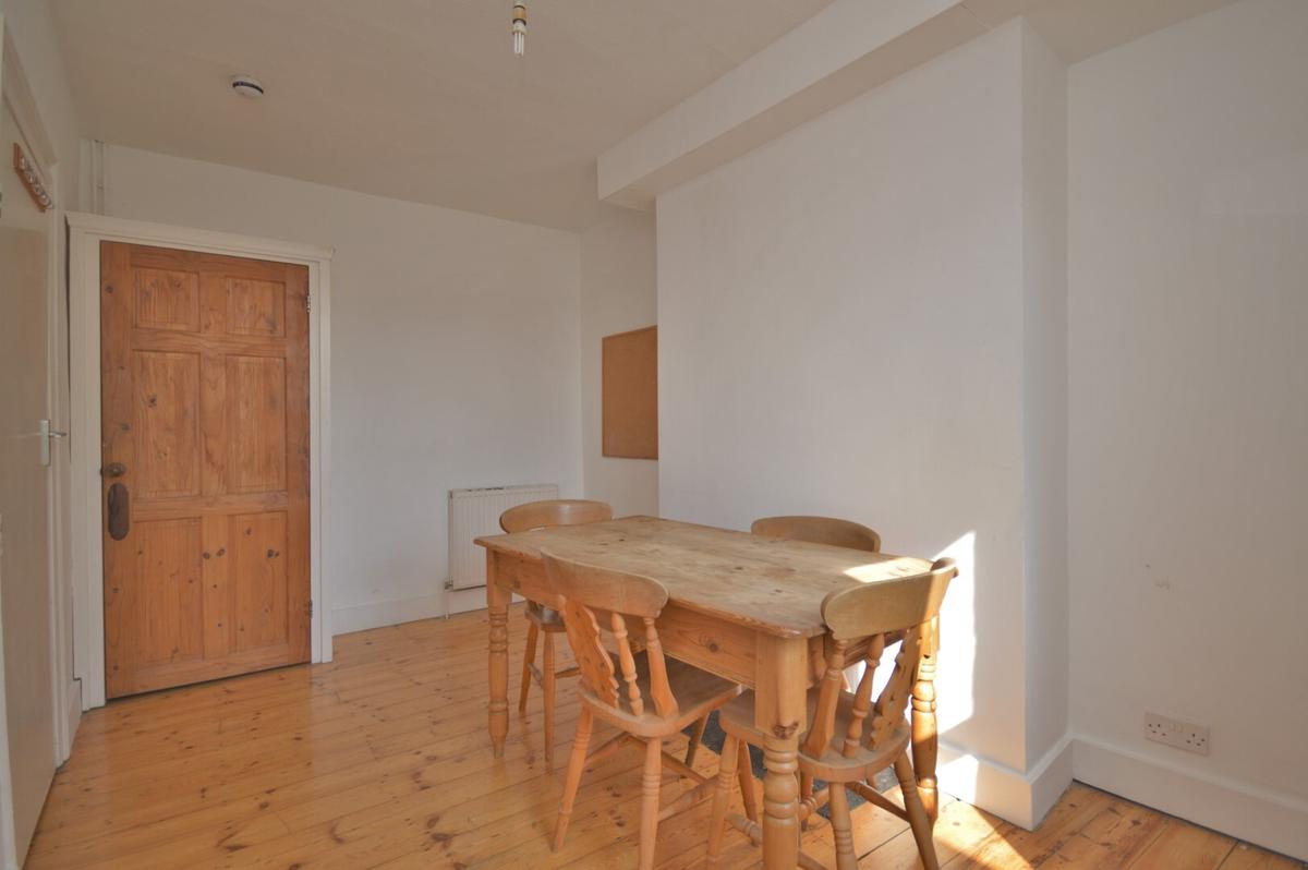 6 bedroom house for rent Egremont Place, Brighton, BN2 0GB UniHomes