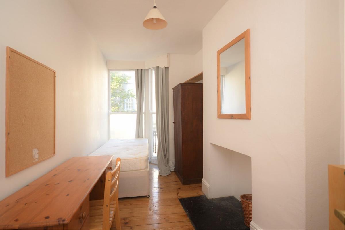 6 bedroom house for rent Egremont Place, Brighton, BN2 0GB UniHomes