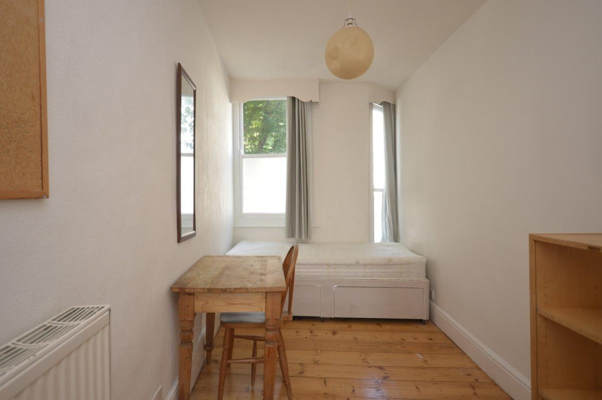 6 bedroom house for rent Egremont Place, Brighton, BN2 0GB UniHomes