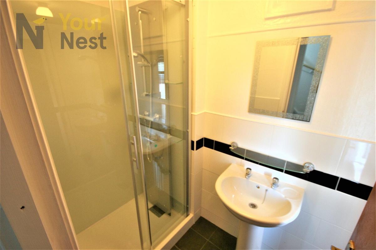 5 bedroom house for rent Ash Gardens, Leeds, LS6 3LD UniHomes