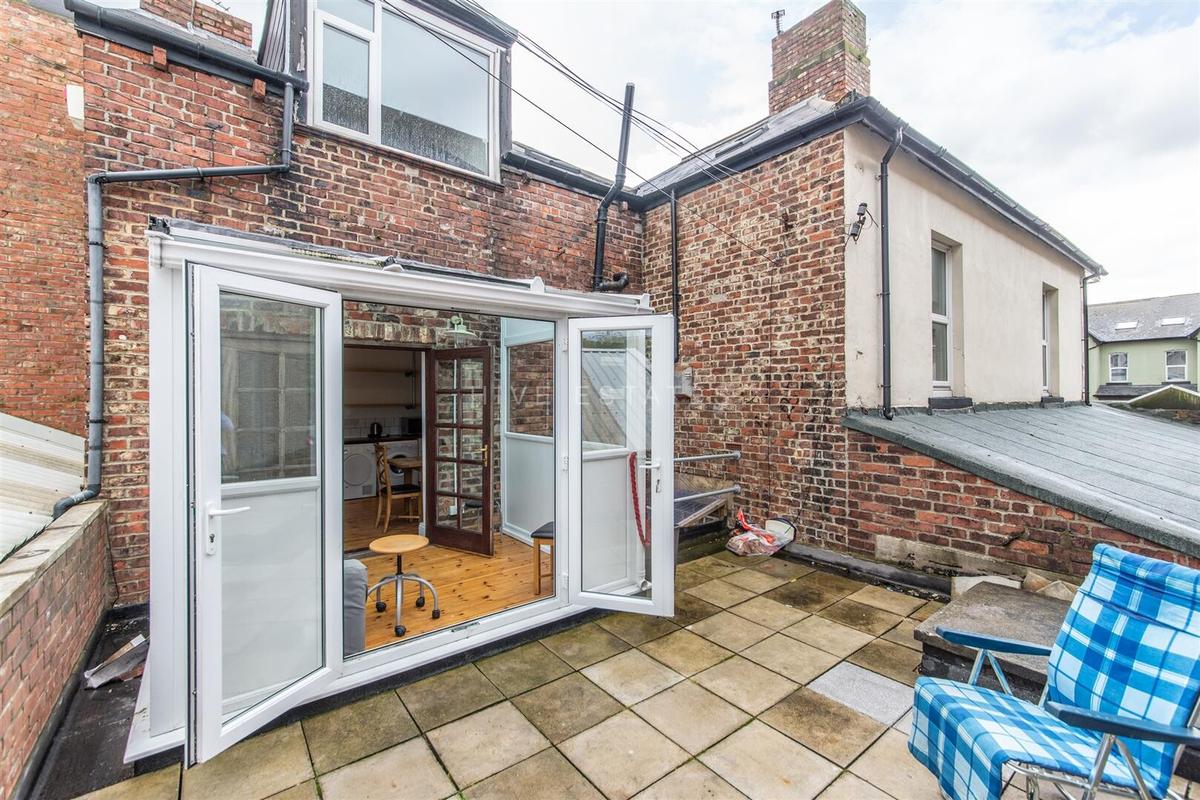 5 bedroom house for rent Heaton Road, Newcastle, NE6 1SE UniHomes