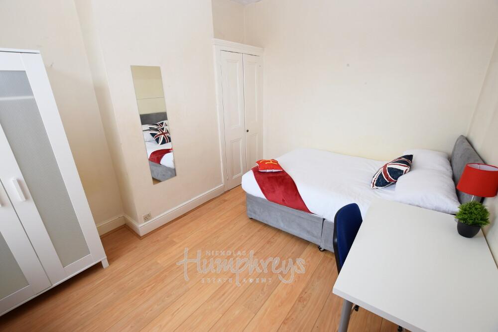 5 bedroom house for rent Adams Avenue, Northampton, NN1 4LQ UniHomes