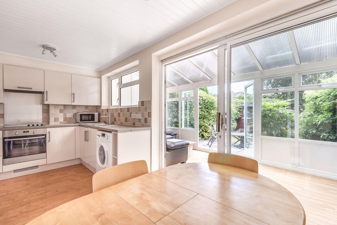 4 bedroom house for rent Guildford Park Avenue, Surrey, GU2 7NN UniHomes