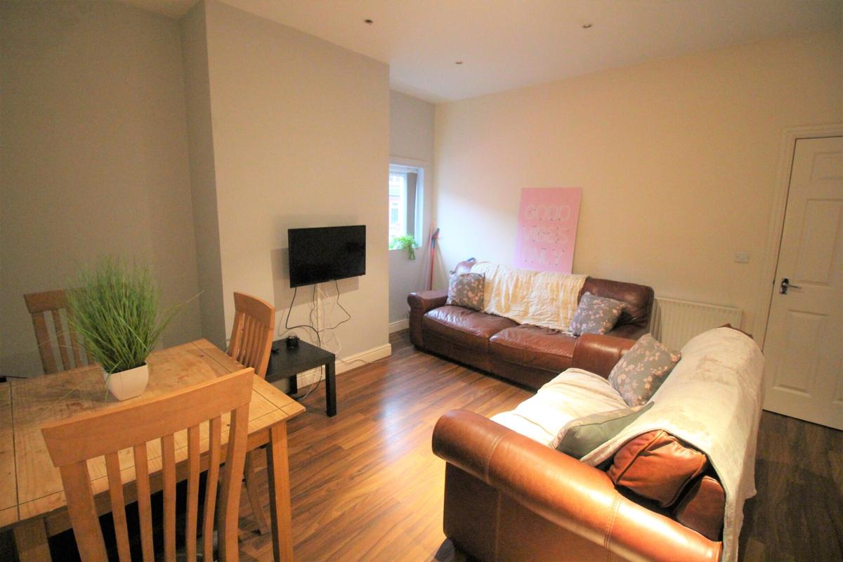 5 bedroom house for rent Mayville Place, Leeds, LS6 1NE UniHomes