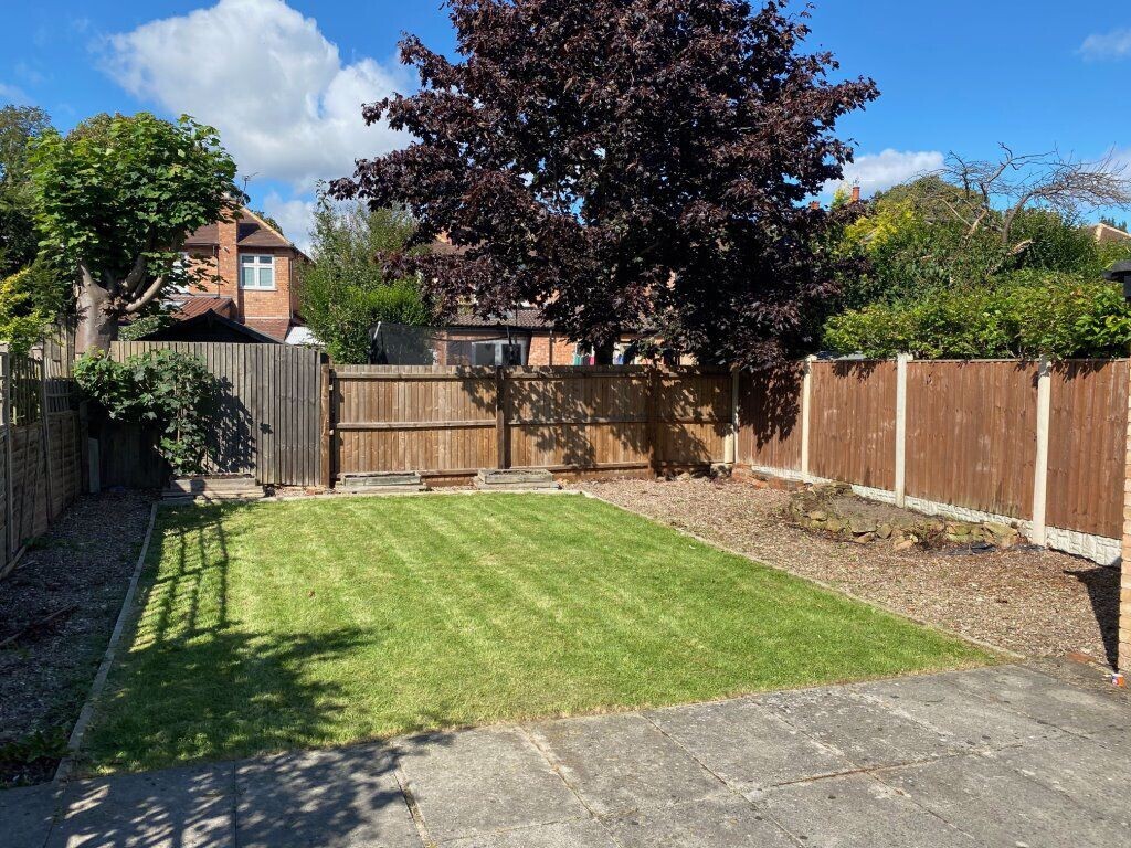 3 bedroom house for rent Sutton Passeys Crescent, Nottingham, NG8 1EA