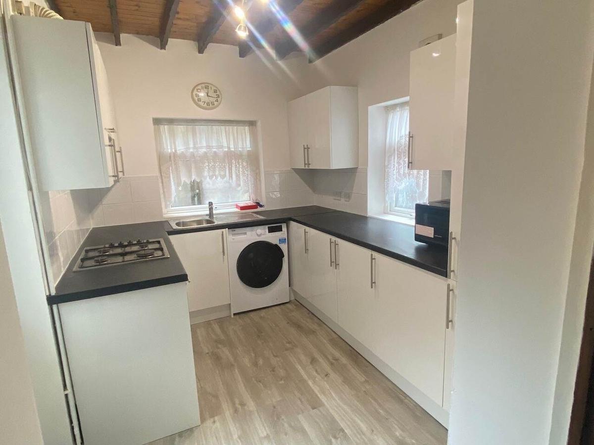 3 bedroom house for rent Rhyddings Park Road, Brynmill, Swansea, SA2