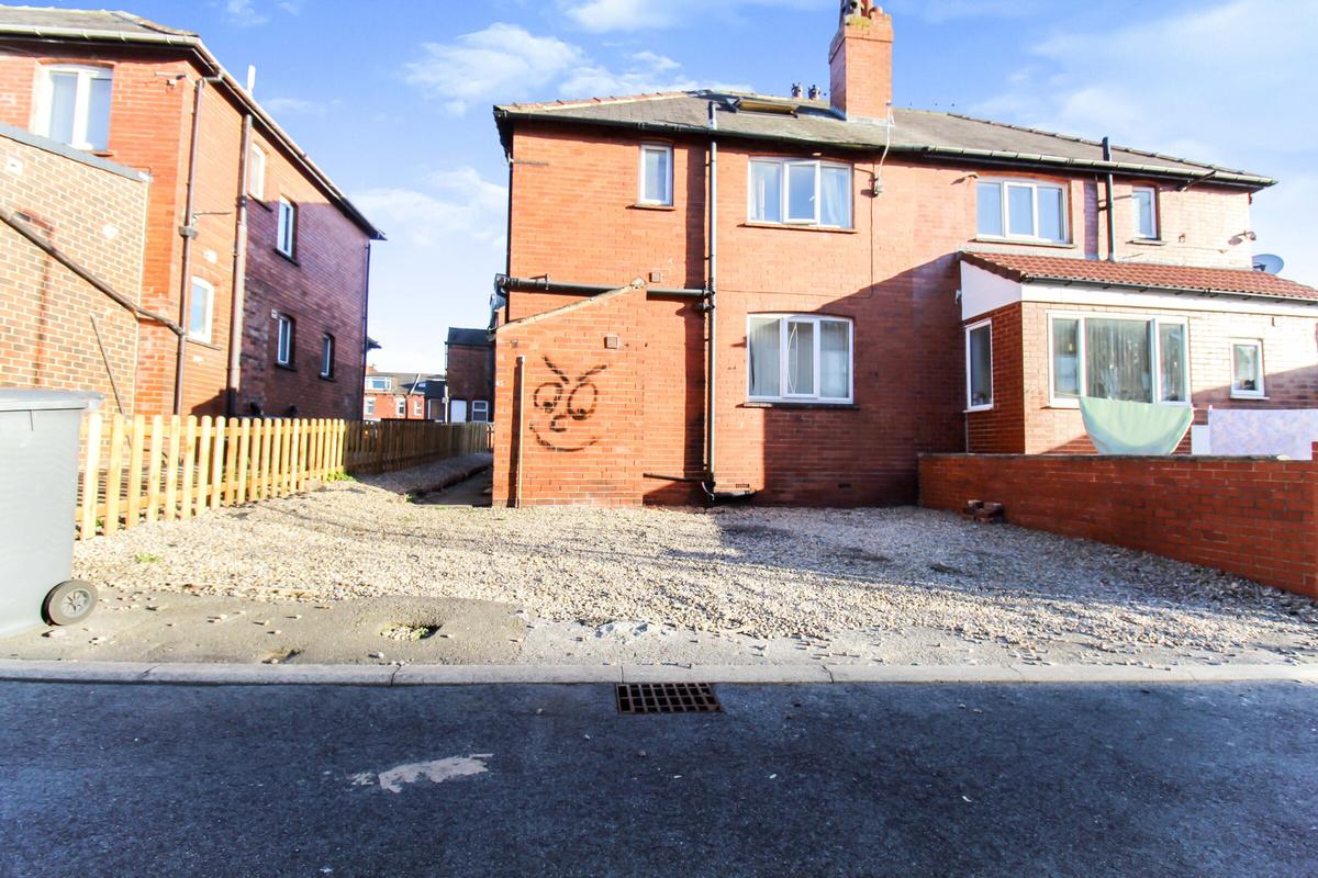 4 bedroom house for rent Headingley Mount, Leeds, LS6 3JX UniHomes