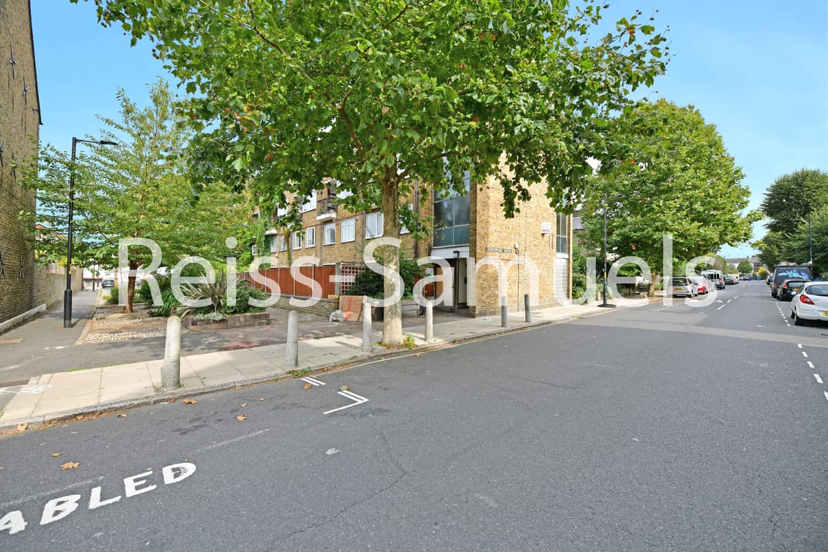 4 bedroom apartment for rent Lorrimore Road, London, SE17 3ND UniHomes