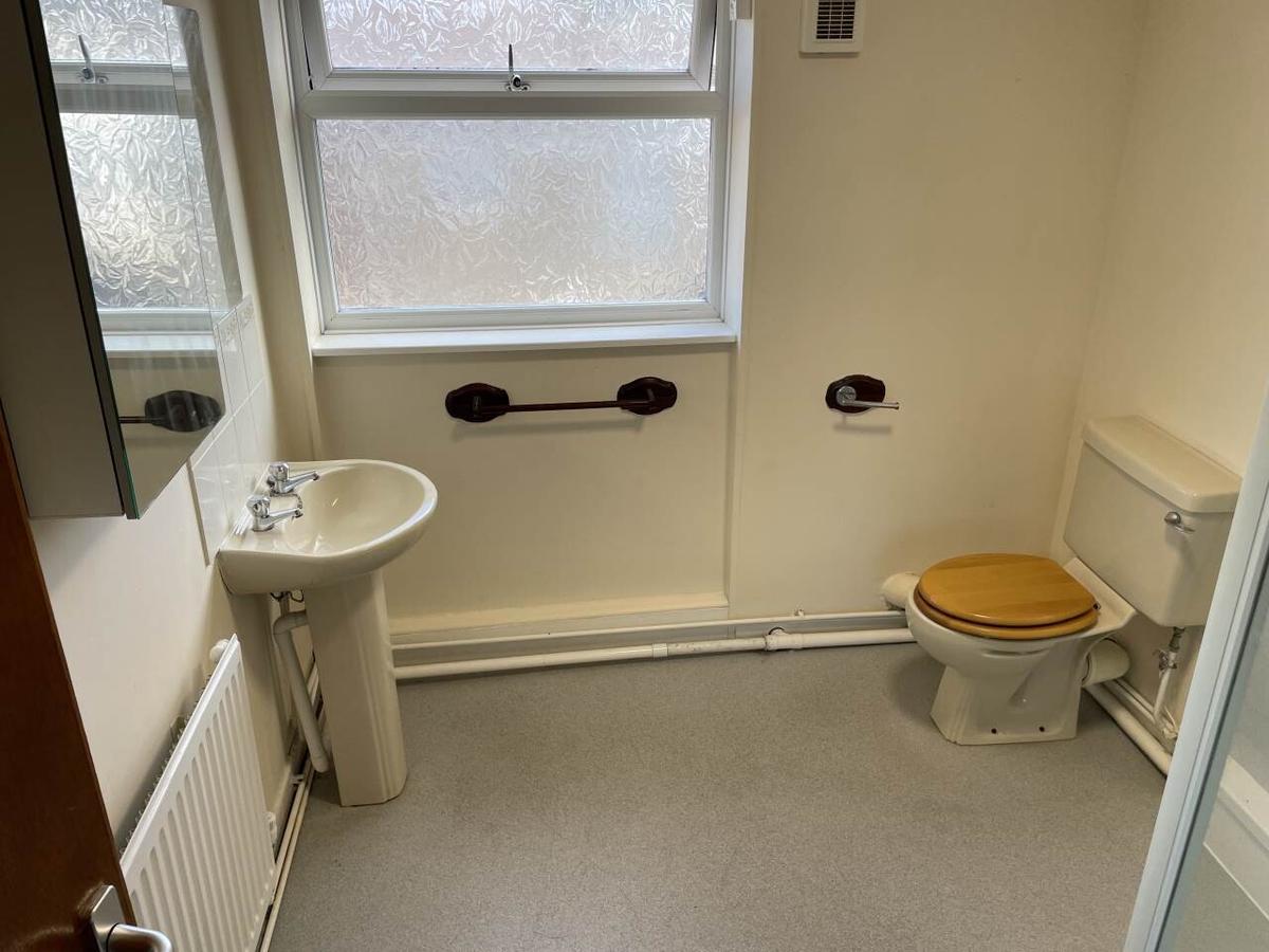 5 bedroom house for rent Gower Road, Sketty, Swansea, SA2 9BZ UniHomes