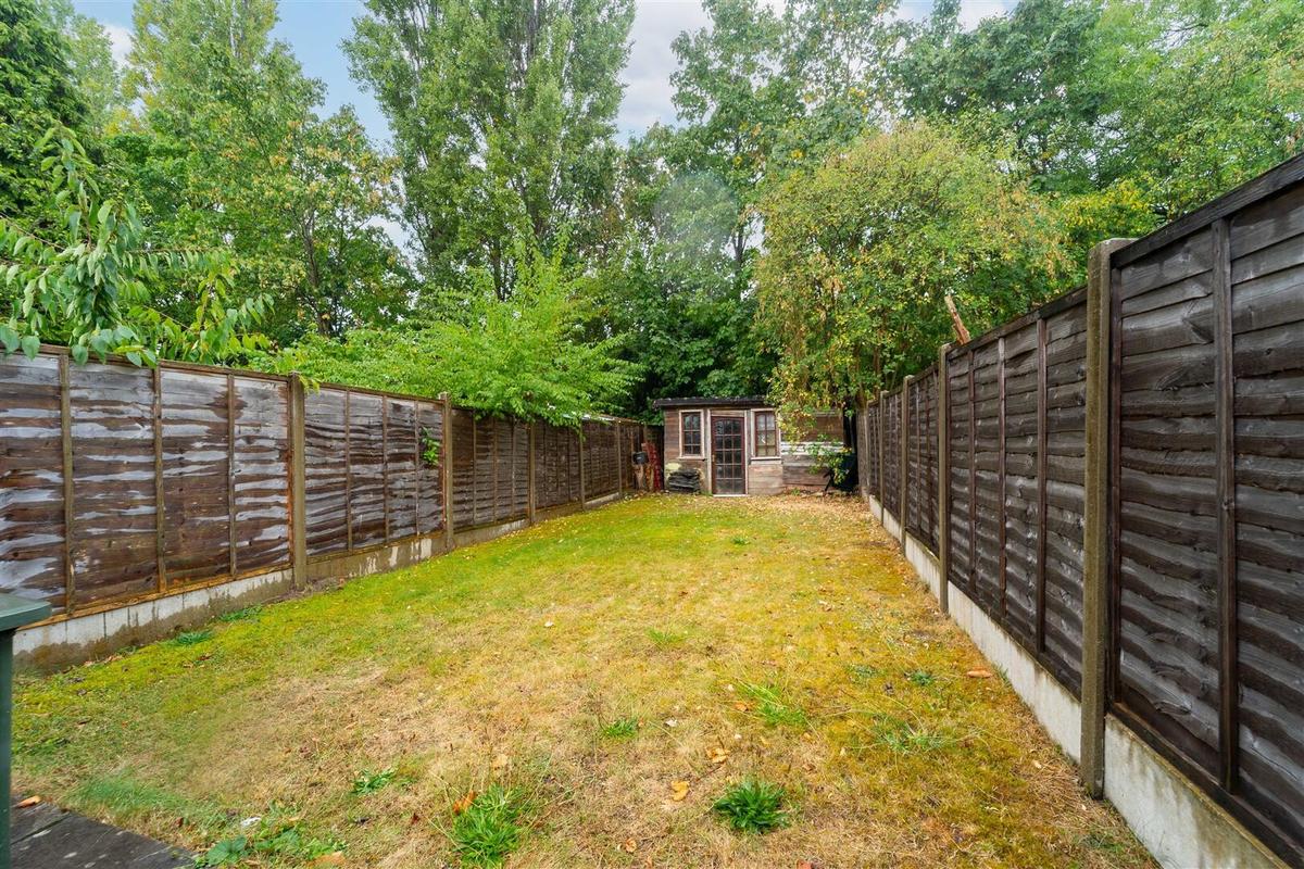 5 bedroom house for rent Bournville Lane, Birmingham, B30 2LN UniHomes