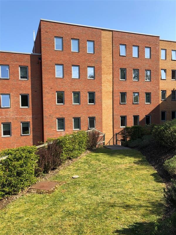 3 bedroom apartment for rent Mulberry Court, 41 Bevois Valley Road