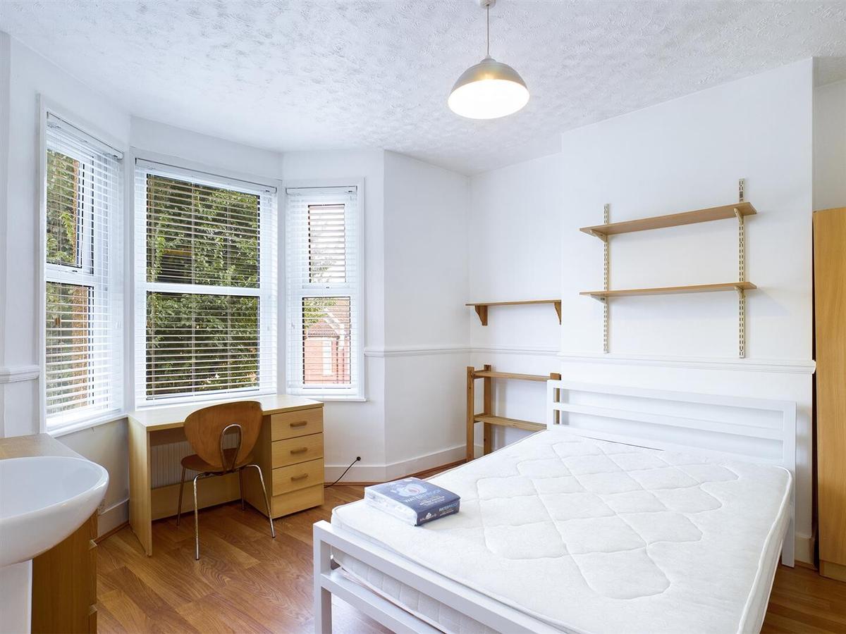 5 bedroom house for rent Riley Road, Brighton, BN2 4AH UniHomes