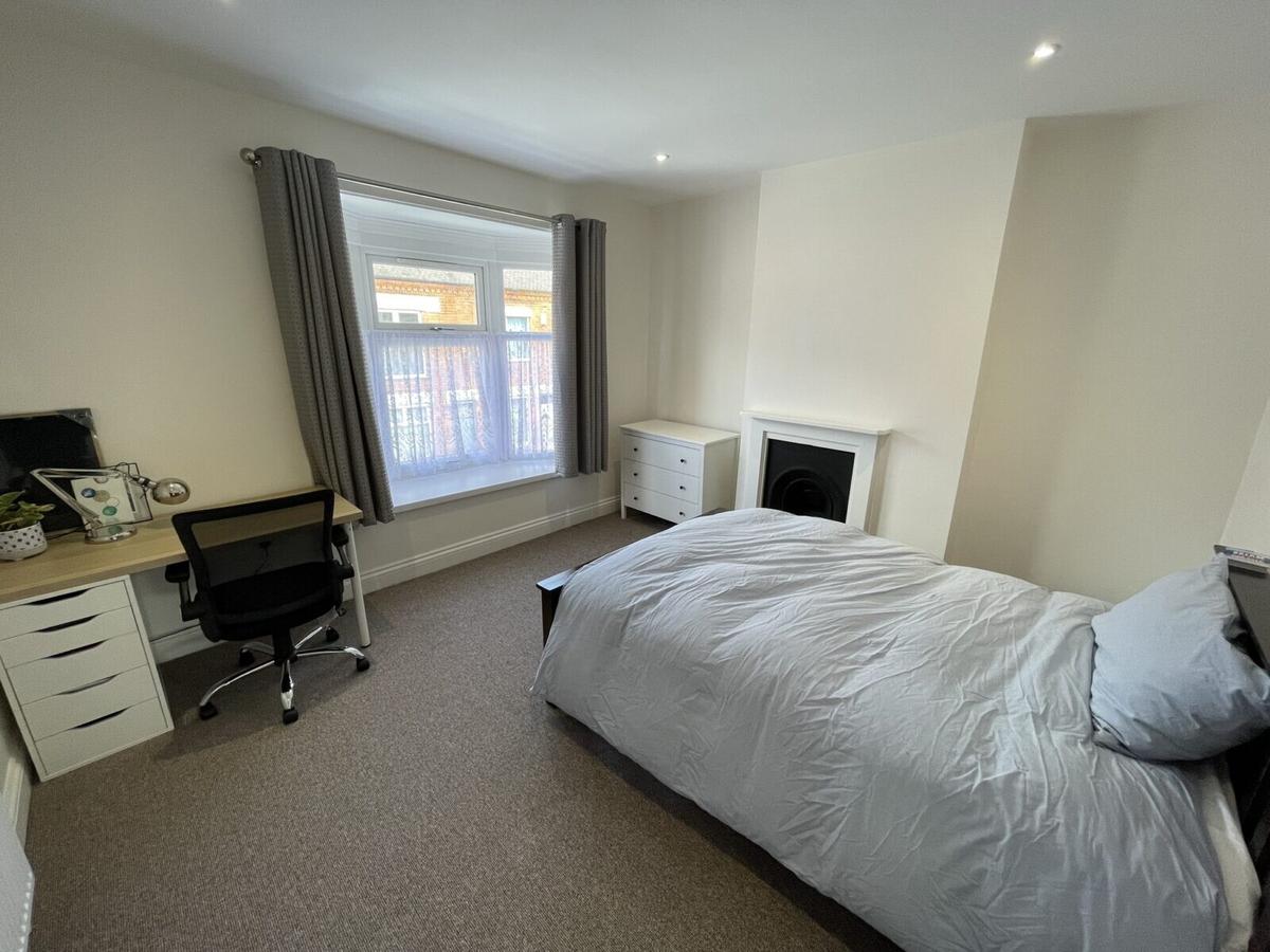2 bedroom house for rent Wolverton Road Leicester, Leicester, LE3 2AJ ...