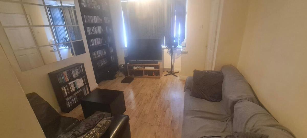 2 bedroom house for rent Park View Avenue, Leeds, LS4 2LH UniHomes