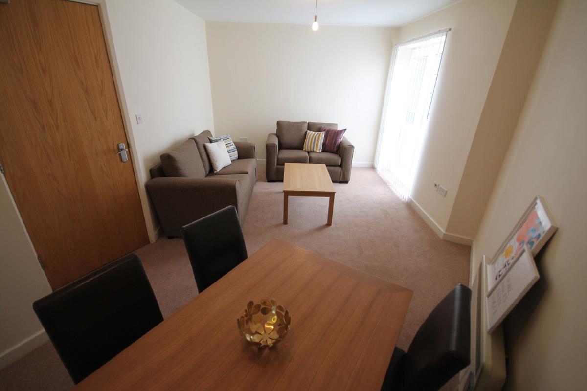 5 bedroom apartment for rent Helmsley Mews, Newcastle, NE2 1BE UniHomes