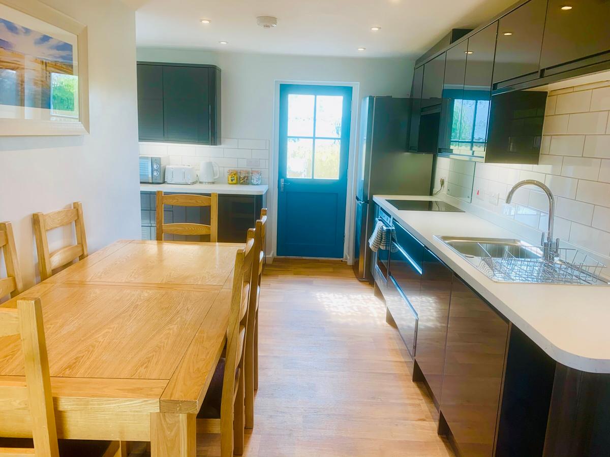 5 bedroom house for rent Cleeve Green, Bath, BA2 1SD UniHomes