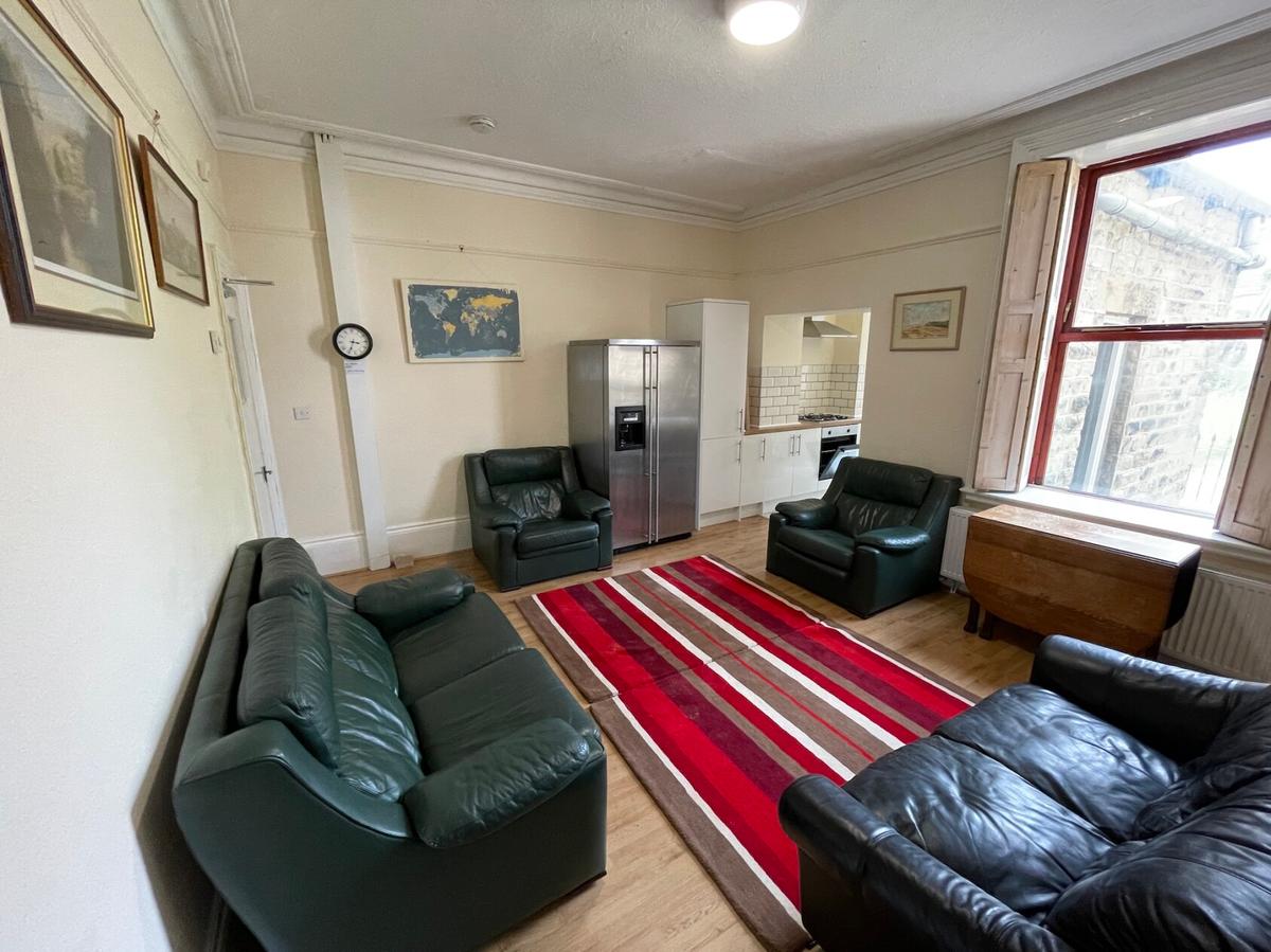 6 bedroom house for rent Crookesmoor Road, Sheffield, S6 3FS UniHomes