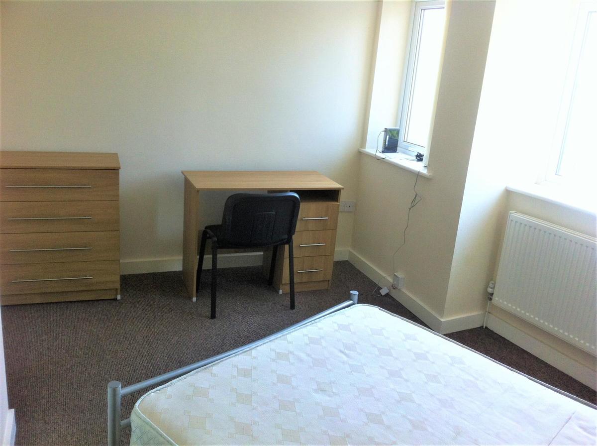 5 bedroom house for rent Catherine Street, Cardiff, CF24 4EF UniHomes