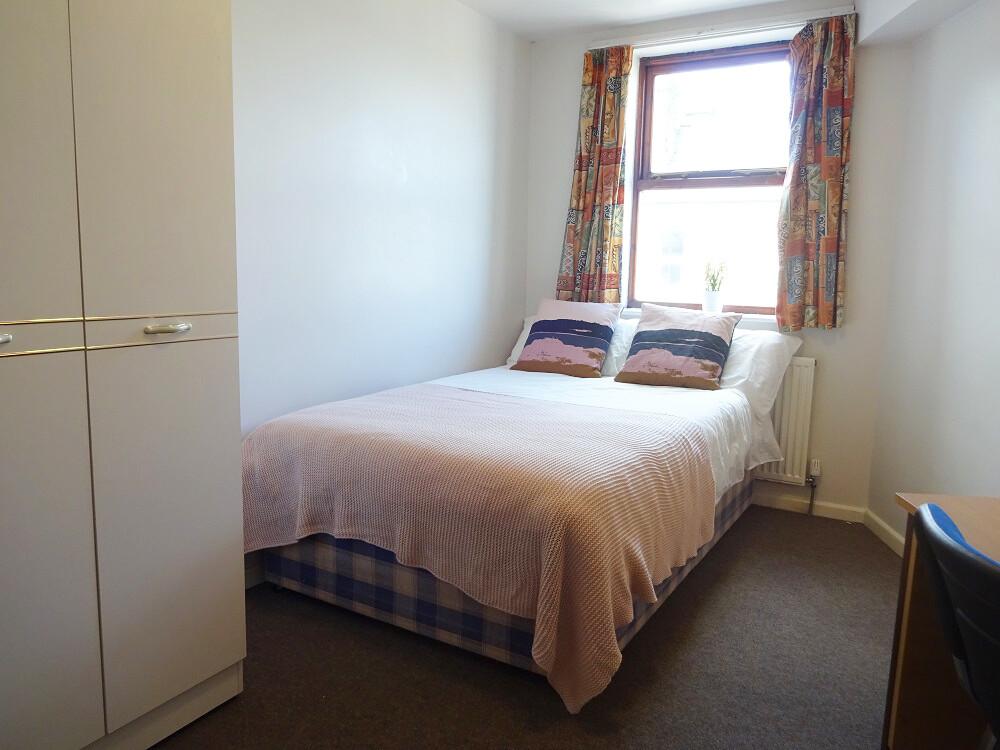 4 bedroom apartment for rent Hadfield Street, Sheffield, S6 3RR UniHomes