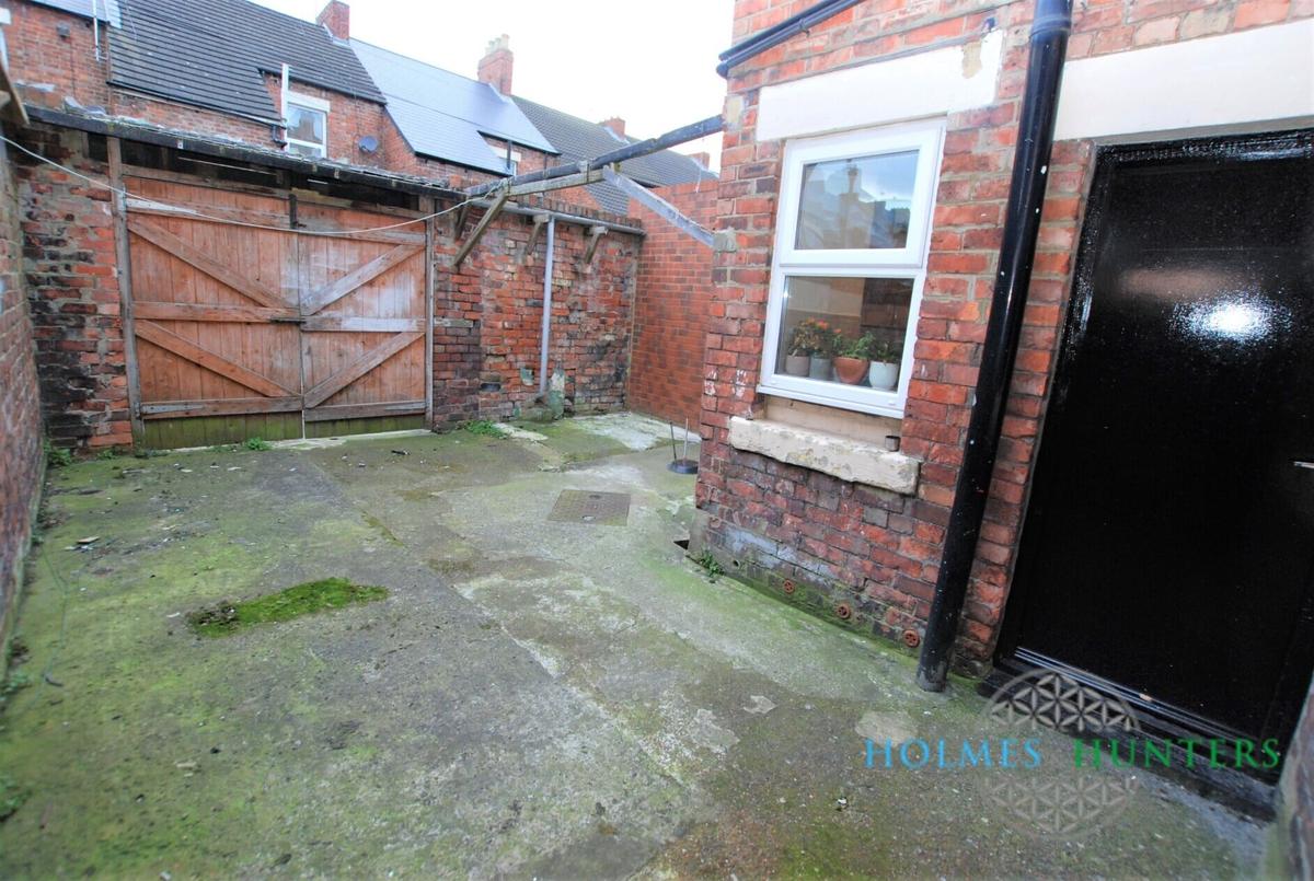 4 bedroom house for rent Croydon Road, Newcastle, NE4 5LQ UniHomes