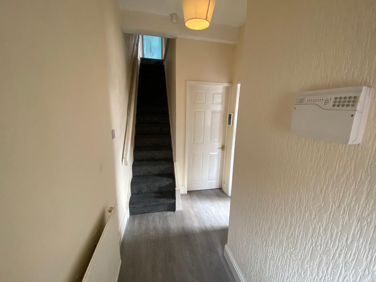 4 bedroom house for rent Edgecumbe Street, Hull, HU5 2EY UniHomes