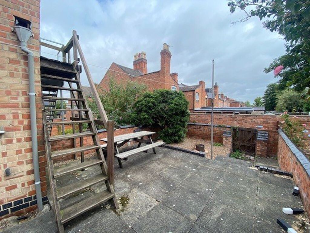 6 bedroom house for rent Storer Road, Loughborough, LE11 5EH UniHomes