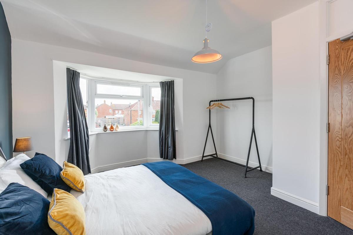 4 bedroom house for rent Pen Park Road, Bristol, BS10 6BU UniHomes