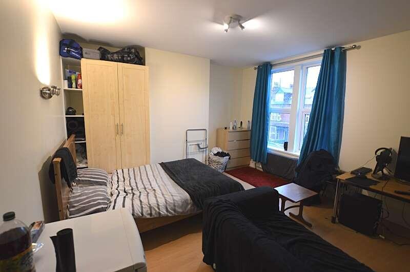 6 bedroom house for rent Headingley Mount, Leeds, LS6 3EL UniHomes