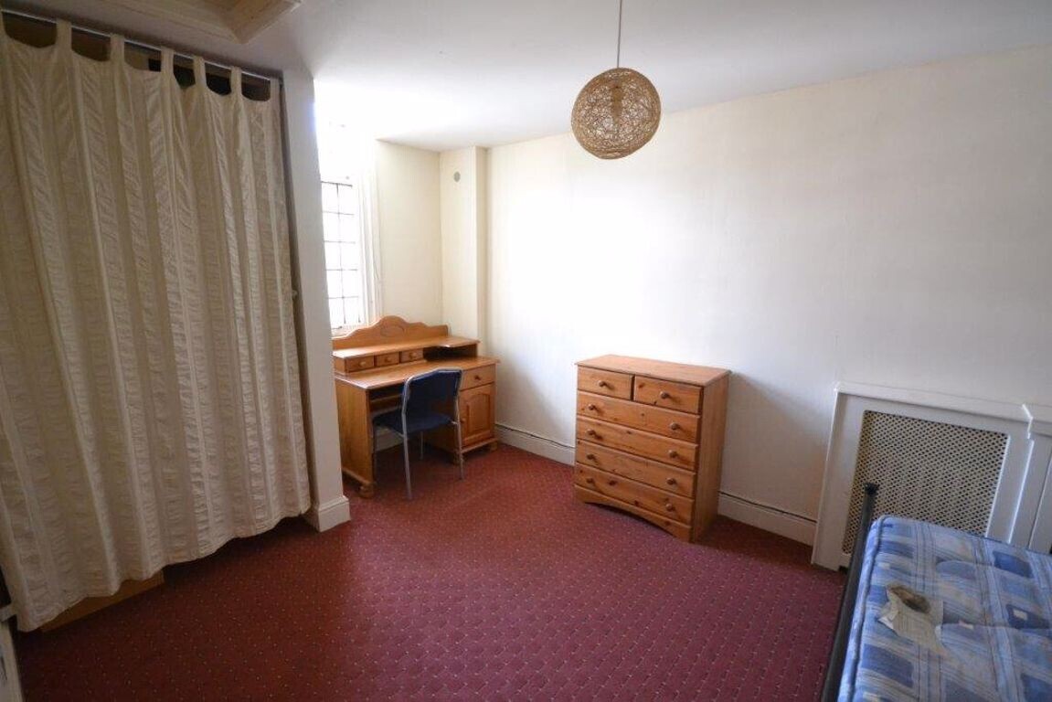 3 bedroom house for rent Clarendon Park Road, Leicester, LE2 3AD UniHomes