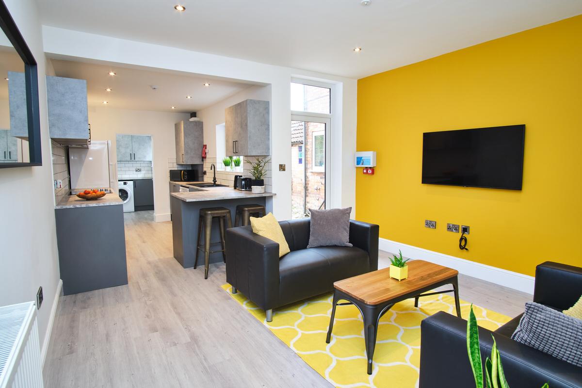 6 bedroom house for rent Stepping Lane, Derby, DE1 1GL UniHomes 6 bedroom house for rent Stepping Lane, Derby, DE1 1GL UniHomes