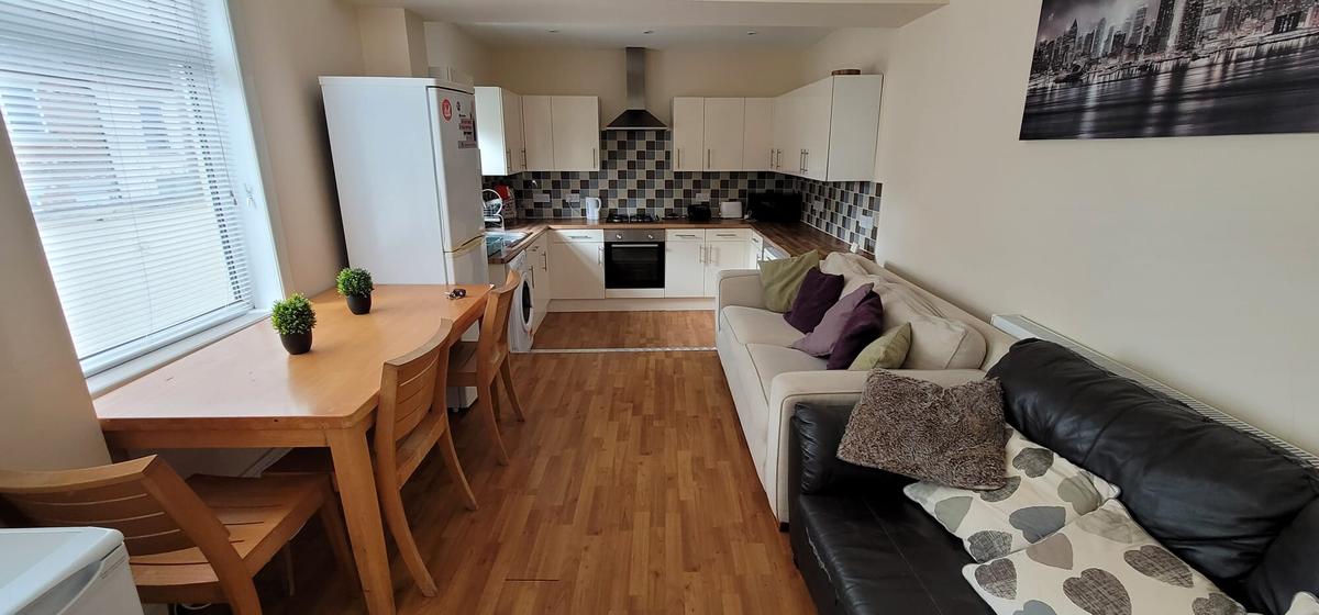 2 bedroom house for rent Semilong Road, Northampton, NN2 6BT UniHomes