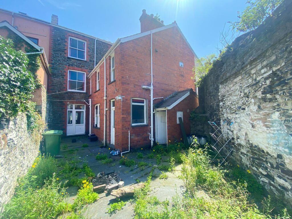 7 bedroom house for rent Cambrian Place, Aberystwyth, SY23 1NT UniHomes