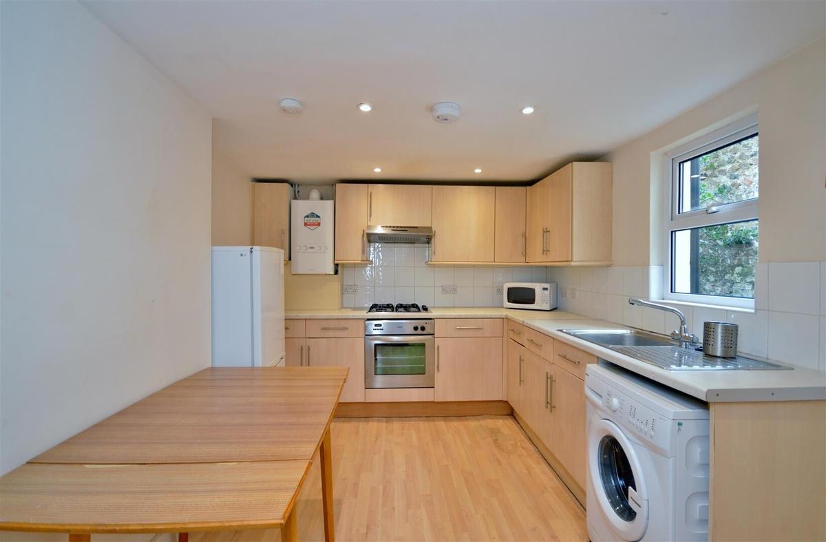 4 bedroom house for rent Normanton Street, Brighton, BN2 3AT UniHomes