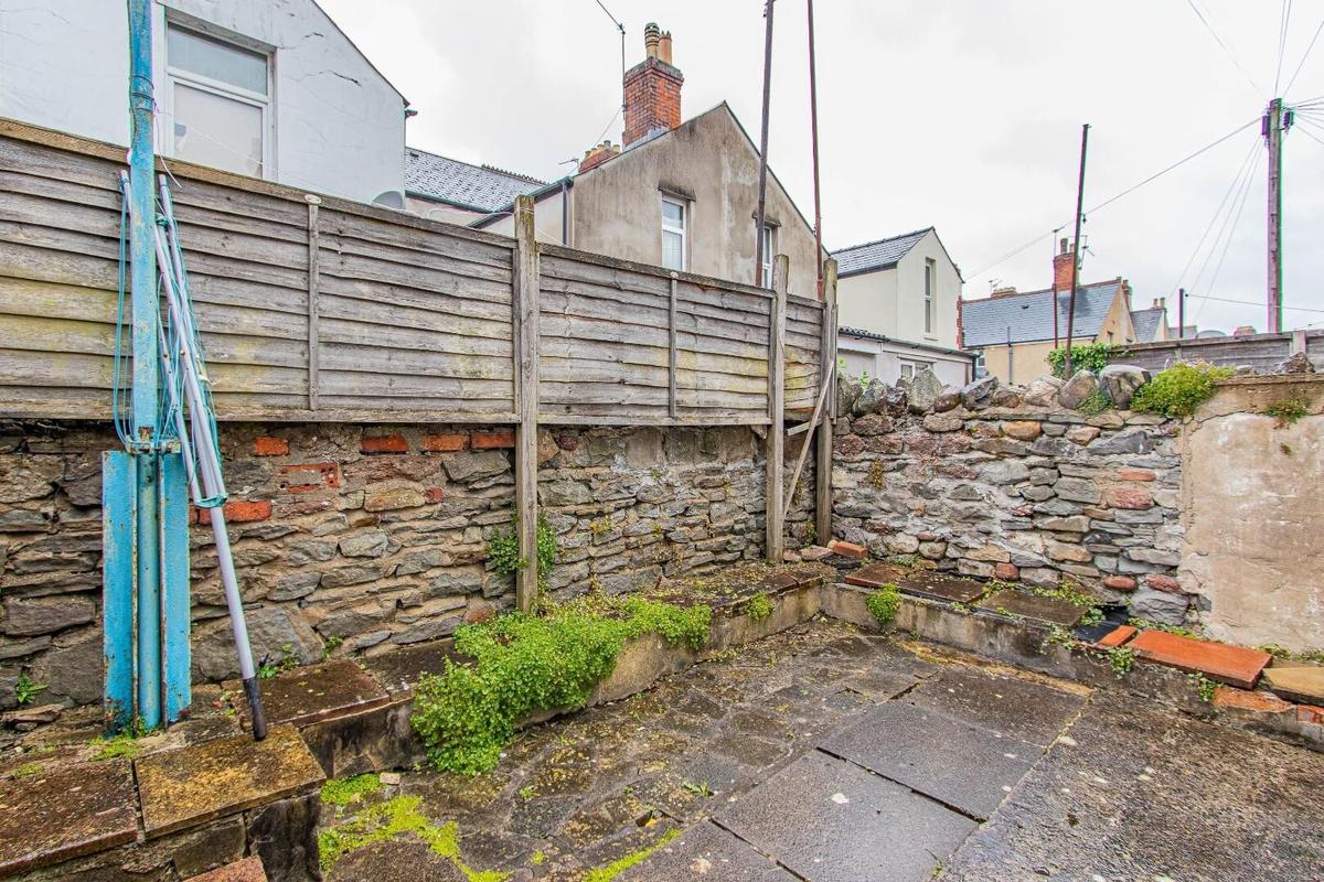 5 bedroom house for rent Angus Street, Cardiff, CF24 3LX UniHomes