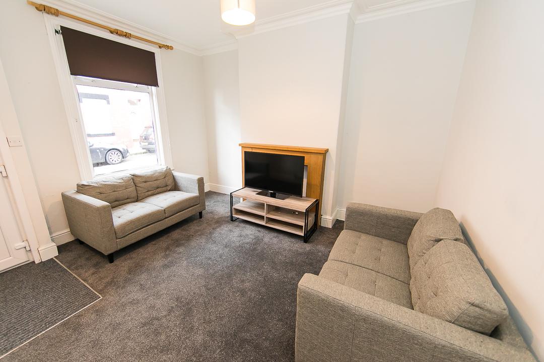 4 bedroom house for rent Welton Place, Leeds, LS6 1EW UniHomes