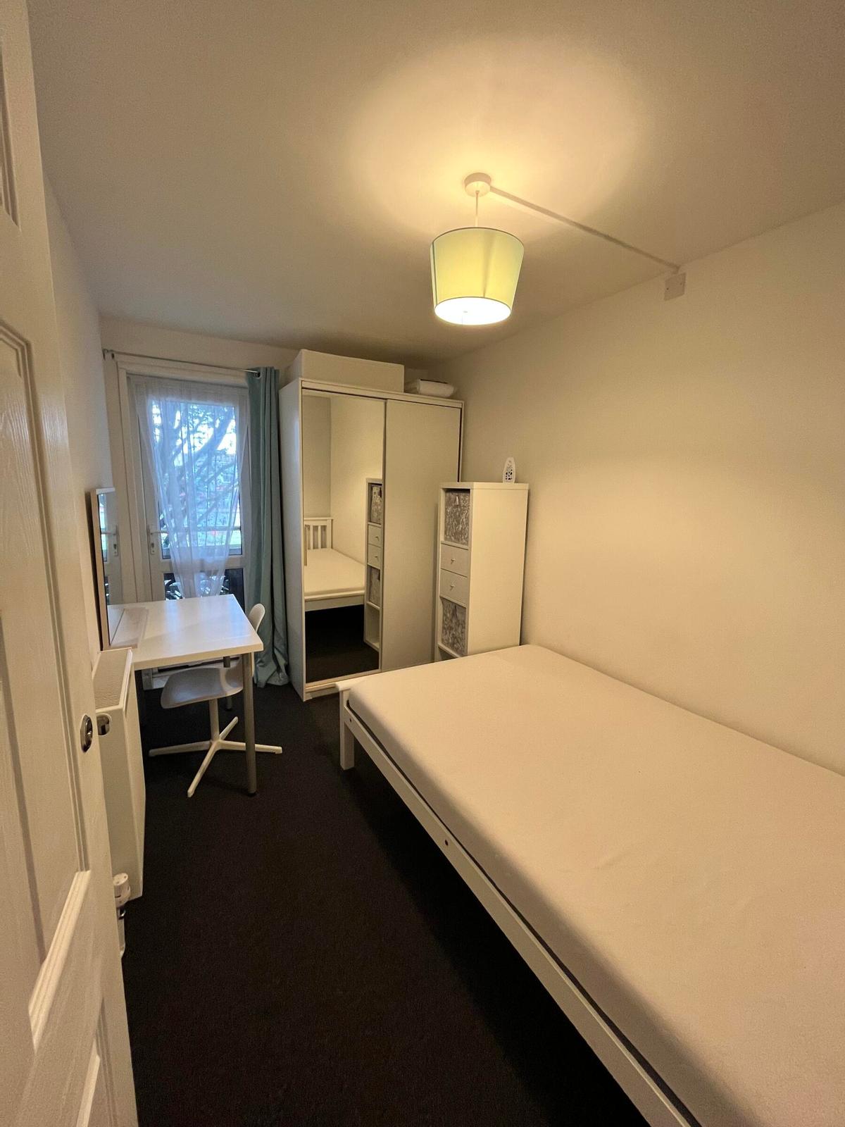 4 bedroom apartment for rent Cornwallis Crescent, Portsmouth, PO1 4DA