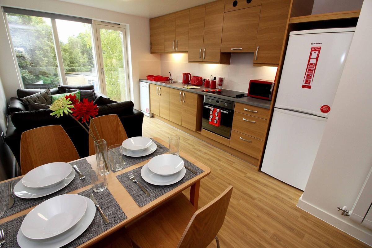 4 bedroom apartment for rent Vermont Close, Southampton, SO16 7QL