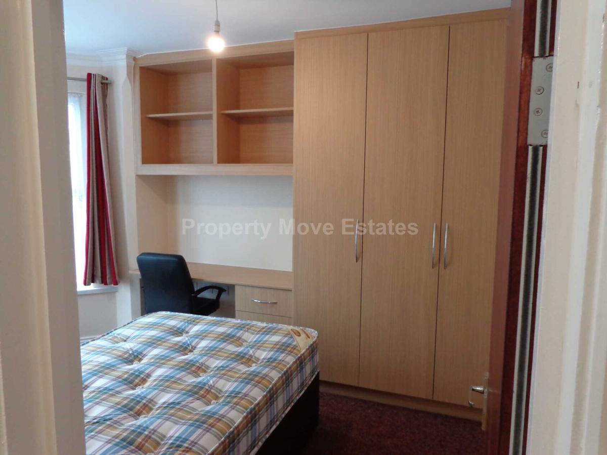 5 bedroom house for rent Norris Road, Reading, RG6 1NJ UniHomes