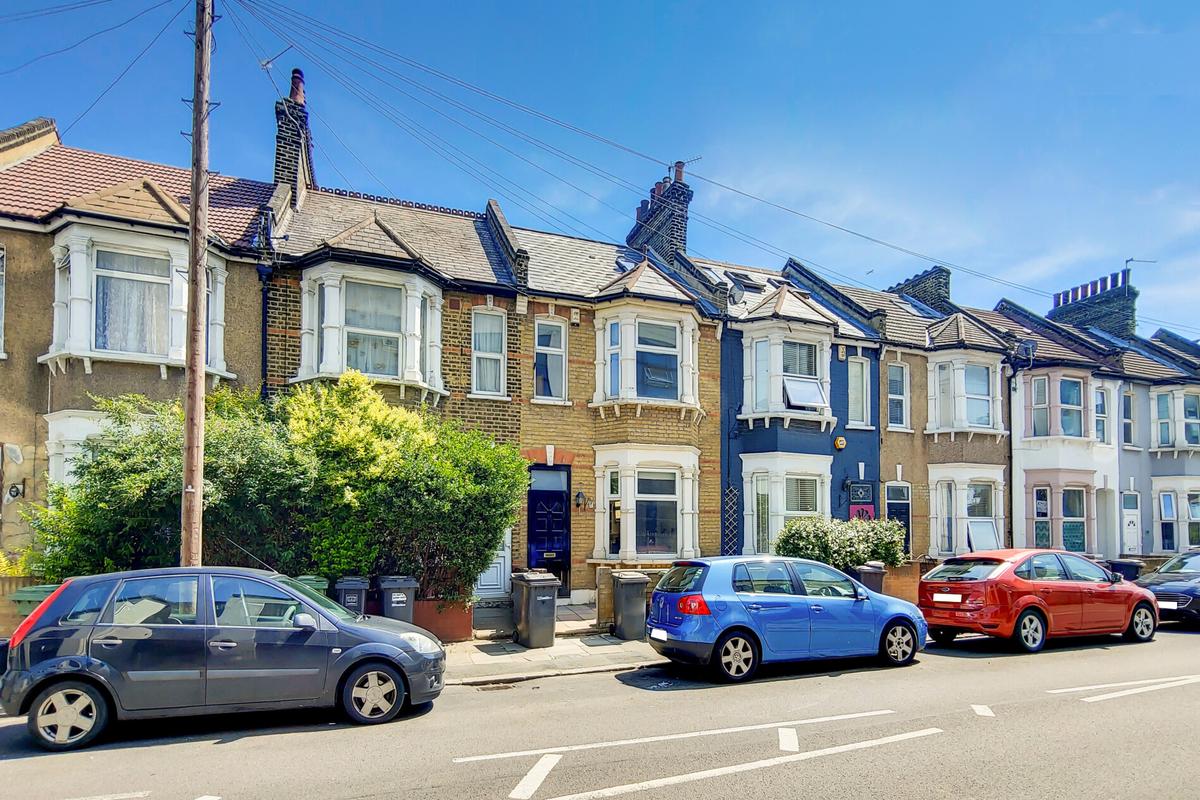4 bedroom house for rent Trundleys Road, London, SE8 5BD UniHomes