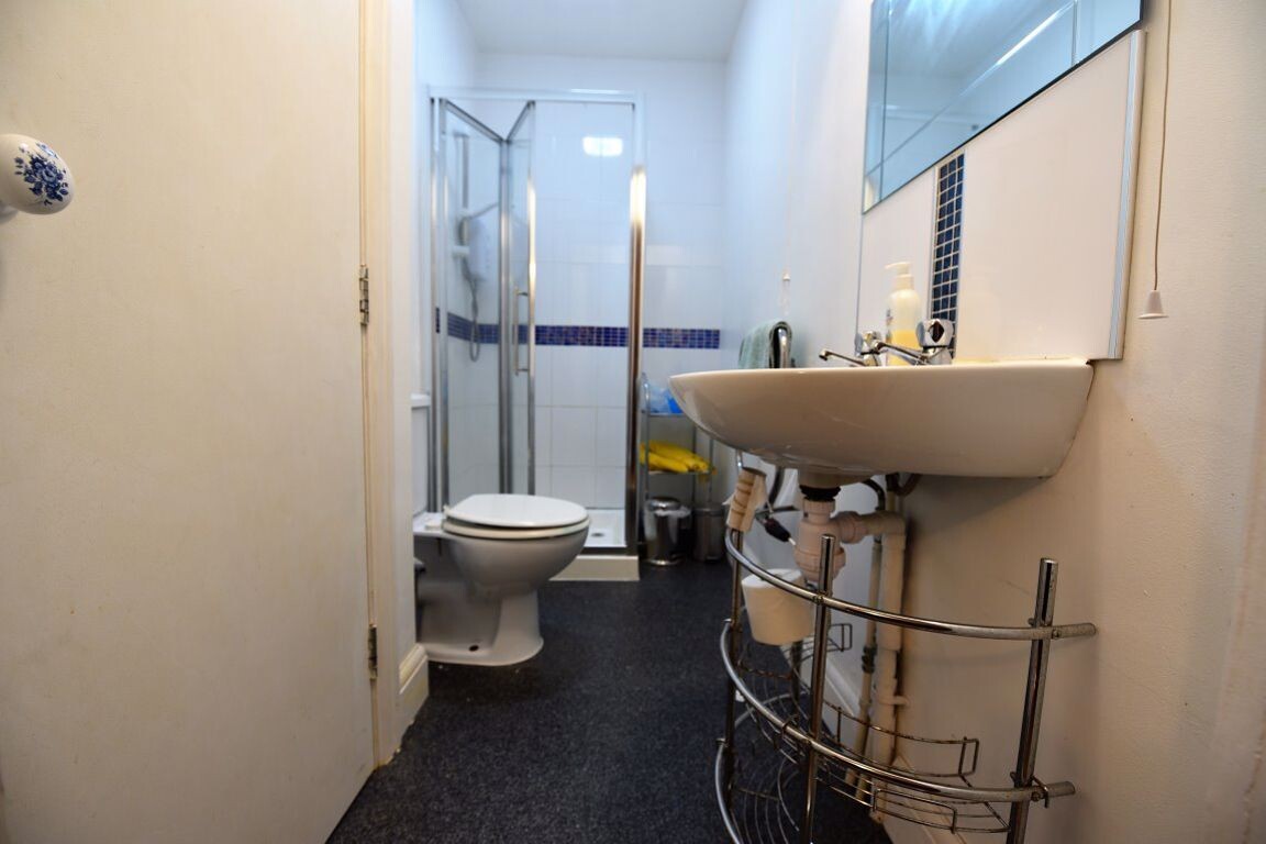 4 bedroom house for rent Spring Grove View, Leeds, LS6 1RW UniHomes