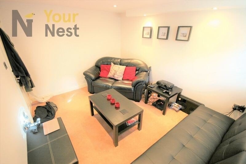 2 bedroom apartment for rent Headingley Mount, Leeds, LS6 3EL UniHomes